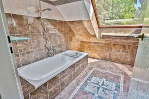 Property thumbnail 25