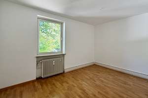 Helle 3-Zimmer-Wohnung mit Süd/West-Balkon & Gartenblick – Dachstr. 17, 81243 Pasing, München – Vorschaubild 12