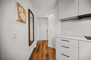 Hochwertiges vollmöbliertes Dachgeschoss-Appartement in der Südstadt - Erstbezug nach Sanierung – Lennéstr. 56, 53113 Südstadt, Bonn – Vorschaubild 3