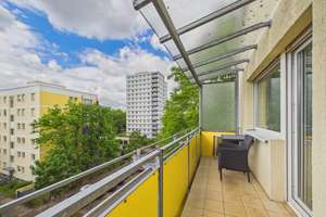 Lichtdurchflutete Kapitalanlage: Vermietete 3-Zimmer-Wohnung im Herzen von Karlsruhe – Die vollständige Adresse der Immobilie erhältst du vom Anbieter., 76137 Südweststadt, Karlsruhe – Vorschaubild 3