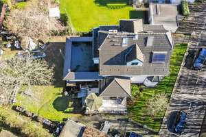 Freistehende Stadt-Villa in ausgezeichneter, citynaher Lage von Opladen * 2008 Sanierung  – Die vollständige Adresse der Immobilie erhältst du vom Anbieter., 51379 Opladen, Leverkusen – Vorschaubild 2