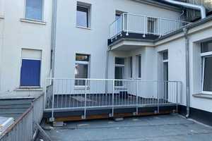 Aufwändig modernisiertes Wohn- Geschäftshaus mit vermieteter Gastronomiefläche und Parkplätzen – Krefeld – Vorschaubild 19