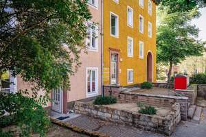 Dachgeschosswohnung mit Einbauküche in den Höfen // DG Rechts – Lönsstr. 4, 38440 Stadtmitte (Ortsteil), Wolfsburg – Vorschaubild 3