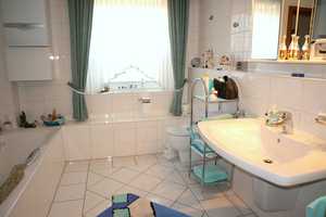 Ihre Liebsten in der Nähe im top gepflegten + geräumigen 2-Fam.-Haus! 0 % Käuferprovision! – Oldenburg (Kreis) – Vorschaubild 17
