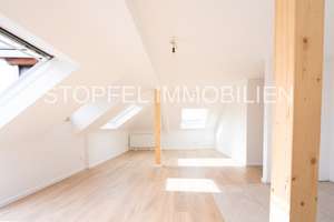 Stylische Dachgeschosswohnung mit City-Flair in Bielefeld Mitte – Turnerstraße 11, 33602 Mitte, Bielefeld – Vorschaubild 2