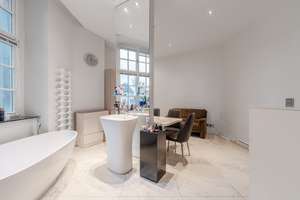 Luxuriös möbliertes Apartment mit Balkon und TG-Stellplatz in der Kameha Residence – Die vollständige Adresse der Immobilie erhältst du vom Anbieter., 40213 Altstadt, Düsseldorf – Vorschaubild 21