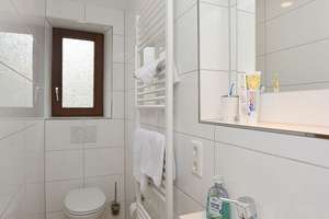 Schön möblierte Wohnung mit Reinigungsservice in Stuttgart Münster – Die vollständige Adresse der Immobilie erhältst du vom Anbieter., 70376 Münster, Stuttgart – Vorschaubild 4