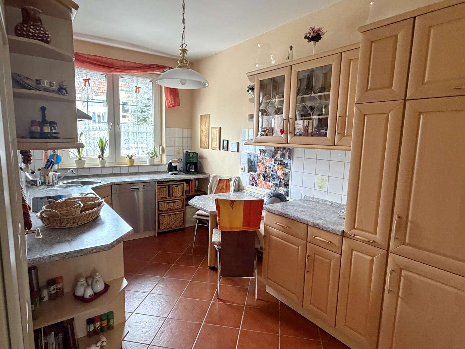 Immobilie in Schipkau - Platz für die ganze Familie - Reihenmittelhaus mit Terrasse, kl. Wintergarten und modernem Wohnflair - Bild 1