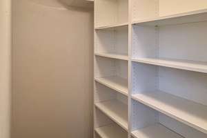 Großzügige, helle 5-Zimmer-Wohnung in bester Lage, sehr gute Ausstattung, Wärmepumpe und neues Bad. – Höhenstrasse 17, 75179 Arlinger, Pforzheim – Vorschaubild 13