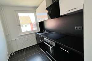 Groß und Fein für dich allein - 3 Zimmer mit saniertem Bad und moderner EBK