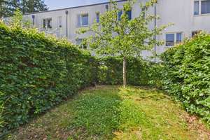Schönes Reihenmittelhaus mit Terrasse, kleinem Garten und Dachterrasse in Hamburg-Poppenbüttel – Die vollständige Adresse der Immobilie erhältst du vom Anbieter., 22391 Poppenbüttel, Hamburg – Vorschaubild 16