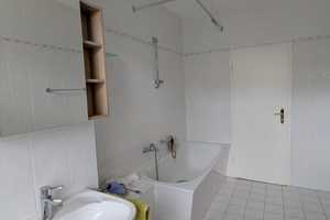 Sonnige 3-Zimmer-Wohnung mit EBK, Glasfaser & Stellplatz auf dem Sonnenberg – Sonnenstraße 57, 9130 Chemnitz – Vorschaubild 8