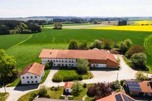 Hof mit Zuhaus / Ausbau von 7 Wohnungen & 3 Gewerbeeinheiten möglich! – Traunstein (Kreis) – Vorschaubild 20