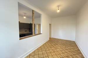 Bezugsfreie, sanierte 4 bis 5 Zimmerwohnung mit zwei Balkonen (nahe Finanzamt) – Scheffelstraße 3, 75179 Nordstadt, Pforzheim – Vorschaubild 4