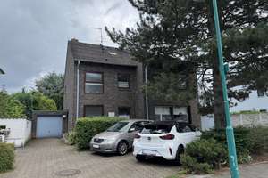 Vier-Parteienhaus im Ortskern von Duisburg-Baerl Kapitalanlage oder Mehrgenerationenhaus – Die vollständige Adresse der Immobilie erhältst du vom Anbieter., 47199 Baerl, Duisburg – Vorschaubild 2