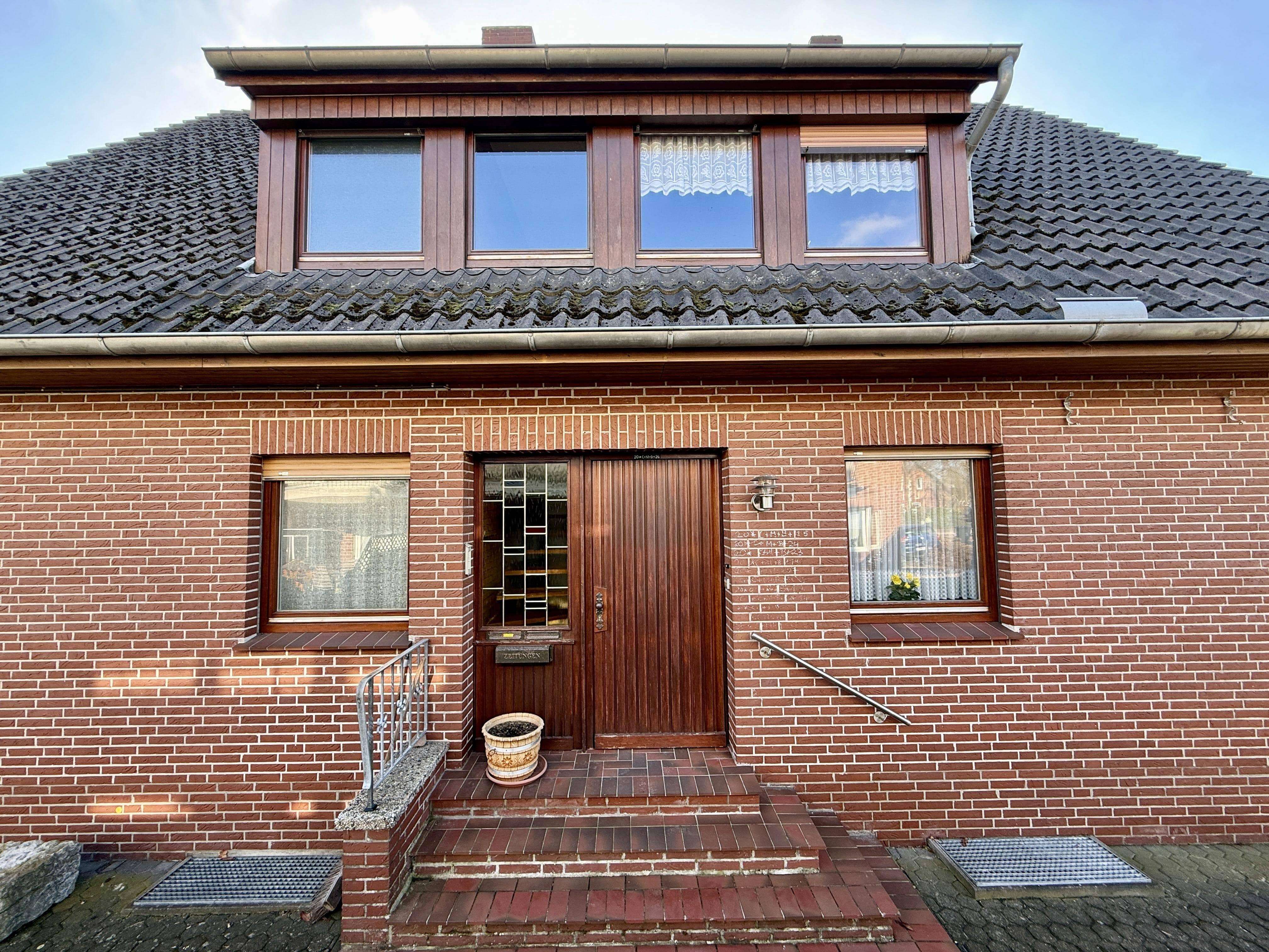 Immobilie in Hude (Oldenburg) - Zweifamilienhaus mit großem Grundstück und viel Nutzfläche - Bild 5