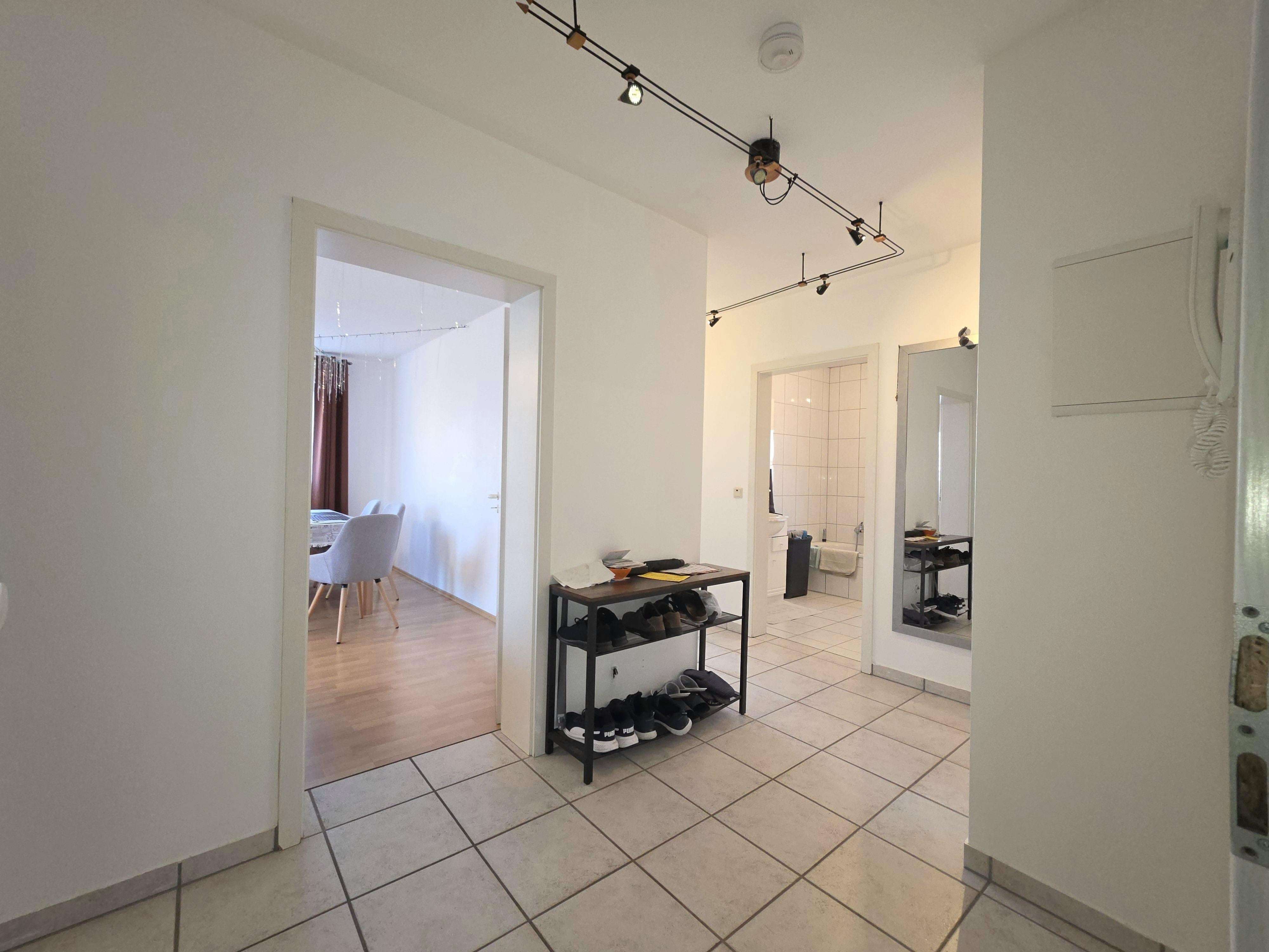 Immobilie in Lautertal - Helle Eigentumswohnung mit Balkon, Abendsonne & zwei Stellplätzen  - Bild 3