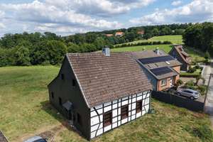 Sanierungsobjekt mit Baugenehmigung 
Einfamilienhaus in Sprockhövel – Die vollständige Adresse der Immobilie erhältst du vom Anbieter., 45549 Sprockhövel – Vorschaubild 2
