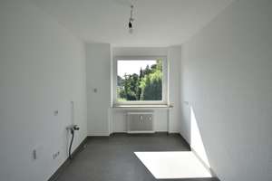 Idealer Grundriss! Renovierte 3-Zimmer-Whg mit Balkon & Garage – Rathelbeckstraße 291b, 40627 Unterbach, Düsseldorf – Vorschaubild 10