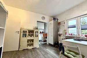 Provisionsfrei: Zentral in Zündorf: Gut aufgeteilte Wohnung mit Balkon nahe Groov & Rhein – Die vollständige Adresse der Immobilie erhältst du vom Anbieter., 51143 Zündorf, Köln – Vorschaubild 6