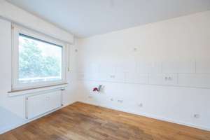 Freiwerdende 3-Zimmer-Wohnung mit sonniger Loggia und Einzelgarage – Die vollständige Adresse der Immobilie erhältst du vom Anbieter., 47239 Rumeln-Kaldenhausen, Duisburg – Vorschaubild 5