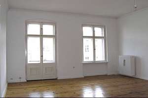 84 qm Zwei Zimmer Altbauwohnung in Charlottenburg