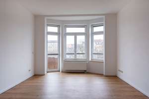 Großzügige 4-Zimmer-Wohnung mit 2 Balkonen | hochwertig saniert | zentrale Lage - Krämpfervorstadt – Stauffenbergallee 64, 99085 Krämpfervorstadt, Erfurt – Vorschaubild 11