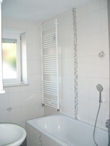 helle 3 ZKB, 98 qm, Welden, Speis, Wohnküche, Balkon, Keller, Garage