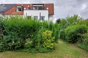 Ruhige 4-Zimmer-Wohnung in München-Trudering mit Gartenmitbenutzung – Edeltraudstraße 50, 81827 Waldtrudering, München – Vorschaubild 2