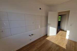 Erstbezug nach Renovierung: Sonnige 3 ZKB + Balkon – Die vollständige Adresse der Immobilie erhältst du vom Anbieter., 33649 Brackwede, Bielefeld – Vorschaubild 7