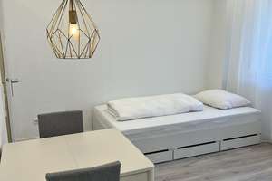 Moderne vollmöblierte 1-Zimmerwohnung mit Blick in die Stadt – Danneckerstrasse -, 70182 Dobel, Stuttgart – Vorschaubild 4