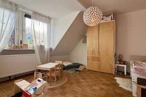 Leben unter einem Dach: Großzügiges Zweifamilienhaus mit Gartenidylle – Gelsenkirchen – Vorschaubild 19