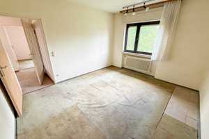 Solides Sanierungsobjekt mit Potenzial: Zweifamilien-Doppelhaushälfte in Toplage von Eschborn! – Main-Taunus-Kreis – Vorschaubild 8