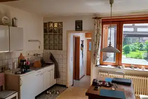 Wohnen direkt am Wasser: Charmanter Altbau direkt an der Weser – Krämerstraße 15, 34399 Kassel (Kreis) – Vorschaubild 9