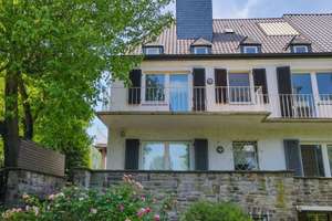Charaktervoller Altbau mit großem Potenzial und Rheinblick !  In Toplage von Düsseldorf-Oberkassel