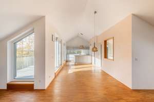 AIGNER - Raum für Selbstentfaltung: Architektenhaus mit ca. 250 m² Wohn-/Nutzfläche in Anzing – Die vollständige Adresse der Immobilie erhältst du vom Anbieter., 85646 Anzing – Vorschaubild 1
