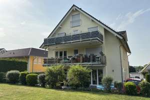 FAST Wie Neu !
Modernes Mehrfamilienhaus (Bj. 2013) sechs Wohnungen mit Traumblick zum Siebengebirg – Die vollständige Adresse der Immobilie erhältst du vom Anbieter., 53179 Lannesdorf, Bonn – Vorschaubild 2