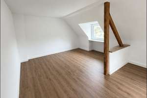 Frisch Sanierte 3,5 Zimmer Wohnung mit Einbauküche  – Glockenstraße 13, 45359 Frintrop, Essen – Vorschaubild 2