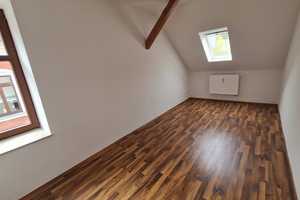***Dachgeschoßwohnung, mit Balkon und Eckbadewanne*** – Reichsstraße 44, 9112 Chemnitz – Vorschaubild 17