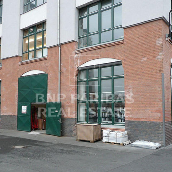 Moderne Lagerfläche direkt an der A100 in Tempelhof!