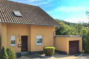 Modernes, hochwertig ausgestattetes Design-Wohnhaus mit Garage in Selters/WW.  – Alter Hof 2a, 56242 Selters (Westerwald) – Vorschaubild 3