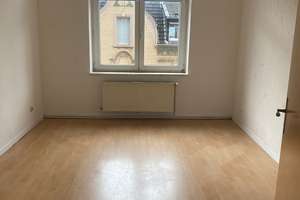 Großzügige 4-Zimmer-Wohnung im 1. OG – ideal für Familien oder WG – Genzstraße 12, 47226 Rheinhausen-Mitte, Duisburg – Vorschaubild 3
