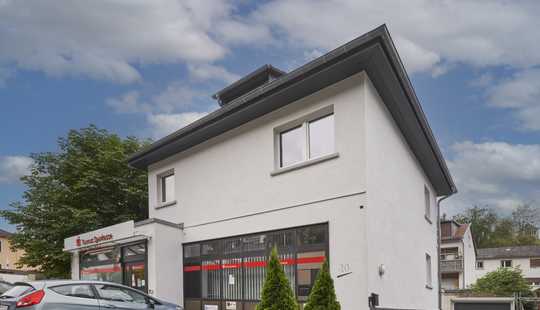 Bild von Attraktives Wohn- und Geschäftshaus in zentraler Lage von Schmitten