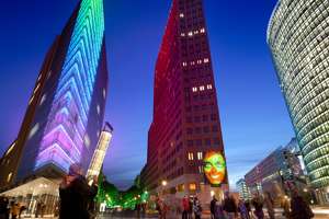 ++ DER HIMMEL ÜBER BERLIN + PENTHOUSE-MAISONETTE + POTSDAMER PLATZ + EBK & BÄDER IM SPITZENDESIGN ++ – 10785 Tiergarten, Berlin – Vorschaubild 4