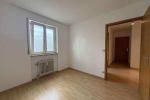 2 Zimmer Gartenwohnung mit Küche – Schmalkaldener Straße 14, 80807 Milbertshofen, München – Vorschaubild 10