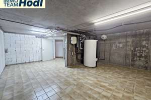 Großes Reihenhaus mit Garage und AAP im Freien sucht neuen Eigentümer !! – Die vollständige Adresse der Immobilie erhältst du vom Anbieter., 72760 Reutlingen-Mitte, Reutlingen – Vorschaubild 25