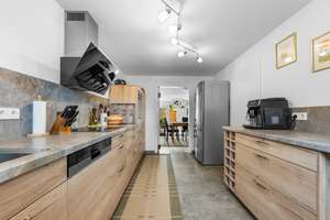 Traumhaft und kernsaniert in Bestlage - 
Reihenmittelhaus mit Terrasse
in 79541 Lörrach – Die vollständige Adresse der Immobilie erhältst du vom Anbieter., 79541 Lörrach – Vorschaubild 4