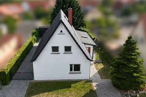 Wohnen mit Charakter: Modernisiertes Einfamilienhaus in Leipzig - ohne Makler -