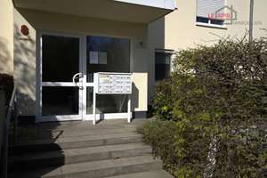 SCHICKE, HELLE DG-1-RWG IN GRÜNER LAGE M. DACHTERRASSE U. TG-STELLPL. IM BELIEBTEN LPZ.-LINDENTHAL – Müllerring 8, 4158 Lindenthal, Leipzig – Vorschaubild 3