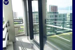 Modern & Charmant: 2 Zimmer + Süd-West-Balkon, Einbauküche, Neubauausstattung, Walk-In-Dusche,Aufzug – 60528 Niederrad, Frankfurt am Main – Vorschaubild 1